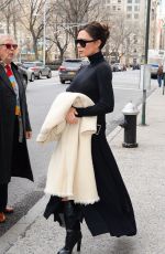 VICTORIA BECKHAM Leaves Her Hotel in New York 03/05/2018