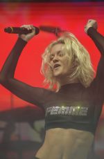ZARA LARSSON Performs at Lollapalooza Brazil 2018 in Sao Paulo 03/23/2018