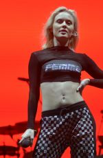 ZARA LARSSON Performs at Lollapalooza Brazil 2018 in Sao Paulo 03/23/2018