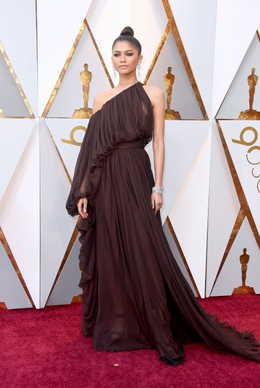 ZENDAYA at Oscar 2018 in Los Angeles 03/04/2018