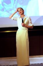 AMBER HEARD Speaks to Associated Press after Meeting with Syrian Refugees 04/05/2018