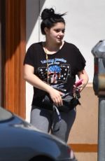 ARIEL WINTER Out in Sherman Oaks 04/18/2018