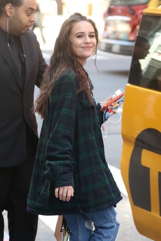 BEA MILLER Leaves Build Series in New York 04/26/2018