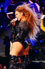 BEYONCE Performs at Coachella Festival 04/21/2018