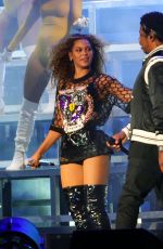 BEYONCE Performs at Coachella Valley Music and Arts Festival in Palm Springs 04/14/2018