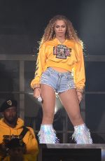 BEYONCE Performs at Coachella Valley Music and Arts Festival in Palm Springs 04/14/2018