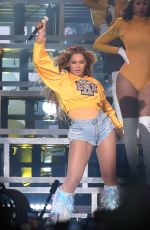 BEYONCE Performs at Coachella Valley Music and Arts Festival in Palm Springs 04/14/2018