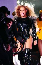 BEYONCE Performs at Coachella Valley Music and Arts Festival in Palm Springs 04/14/2018