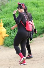 BLAC CHYNA Out Hiking at Runyon Canyon in Los Angeles 03/31/2018