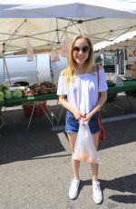 BRADY REITER Shopping at Farmer