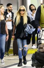 CARMEN ELECTRA Arrives at Airport in Miami 04/13/2018