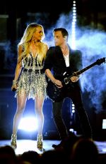 CARRIE UNDERWOOD at 2018 ACM Awards in Las Vegas 04/15/2018