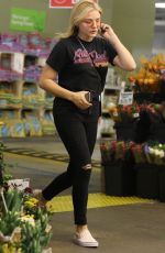 CHLOE MORETZ Shopping Grocery at Whole Foods in Los Angeles 04/12/2018