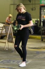 CHLOE MORETZ Shopping Grocery at Whole Foods in Los Angeles 04/12/2018
