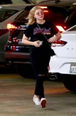 CHLOE MORETZ Shopping Grocery at Whole Foods in Los Angeles 04/12/2018