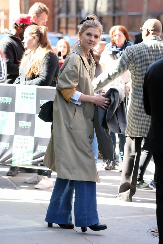 CLEMENCE POESY Leaves Build Series in New York 04/20/2018