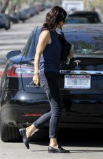 COURTENEY COX Out in Beverly Hills 04/10/2018