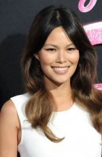 ELAINE TAN at Tully Premiere in Los Angeles 04/18/2018
