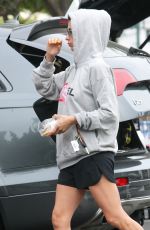 ELISABETTA CANALIS Shopping at Bristol Farms in West Hollywood 04/15/2018
