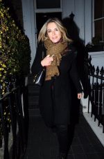 ELIZABETH HURLEY Leaves Her HOME in London 04/12/2018