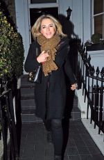 ELIZABETH HURLEY Leaves Her HOME in London 04/12/2018