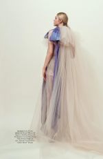 ELLE FANNING in Harper