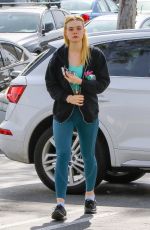 ELLE FANNING in Leggings at a Gym Session in Los Angeles 04/06/2018