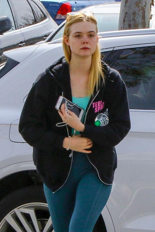 ELLE FANNING in Leggings at a Gym Session in Los Angeles 04/06/2018