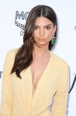 EMILY RATAJKOWSKI at Daily Front Row Fashion Awards in Los Angeles 04/08/2018