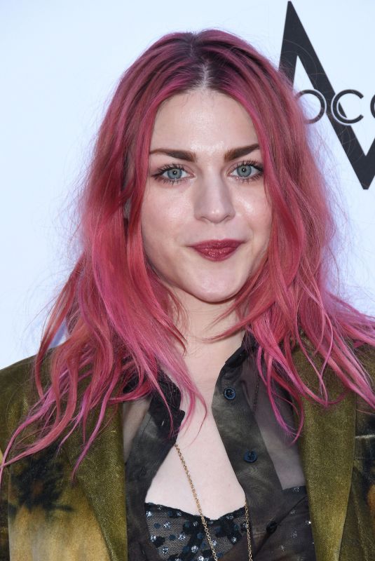 FRANCES BEAN COBAIN at Daily Front Row Fashion Awards in Los Angeles 04/08/2018