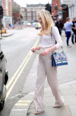 GEORGIA TOFFOLO at Bluebird Cafe in London 04/17/2018