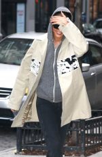 GIGI HADID Arrives at Her Home in New York 04/02/2018
