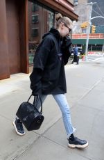 GIGI HADID Heading to a Photoshoot in New York 04/10/2018