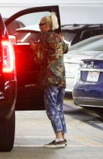 GWEN STEFANI Arrives at a Hospital in Los Angeles 04/06/2018