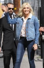 GWEN STEFANI at Jimmy Kimmel Live 04/18/2018