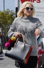 GWEN STEFANI Out and About in Los Angeles 04/03/2018