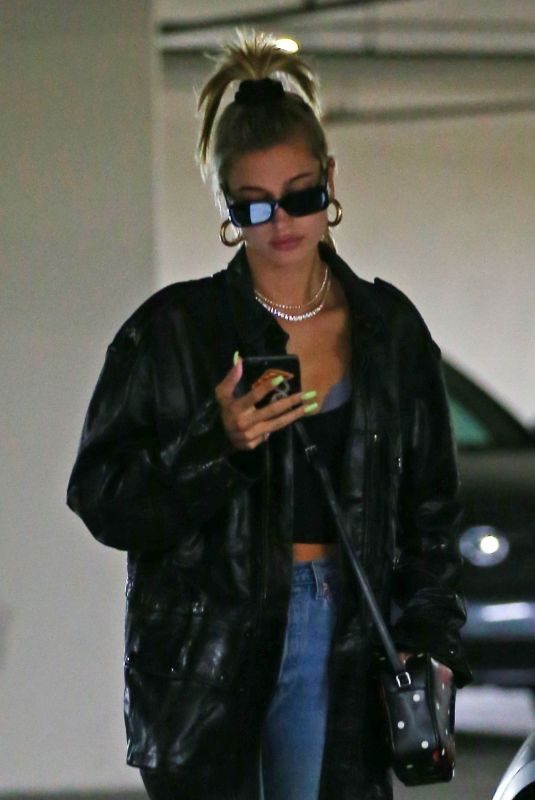 HAILEY BALDWIN Leaves Montage Hotel in Beverly Hills 04/18/2018