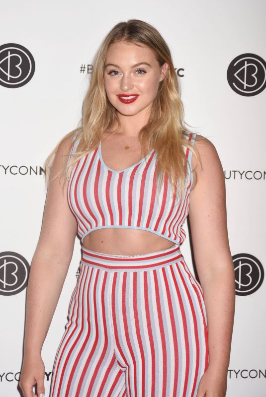 ISKRA LAWRENCE at Beauty Con Festival in New York 04/21/2018