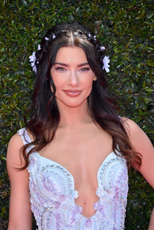 JACQUELINE MACINNES WOOD at Daytime Emmy Awards 2018 in Los Angeles 04/29/2018