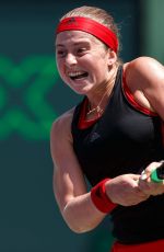 JELENA OSTAPENKO at 2018 Miami Open Final in Key Biscayne 03/31/2018