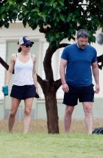 JENNIFER GARNER and Ben Affleck Out in Hawaii 04/02/2018