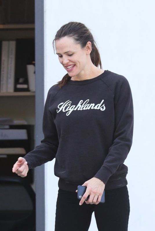 JENNIFER GARNER at Body by Simone in West Hollywood 04/14/2018