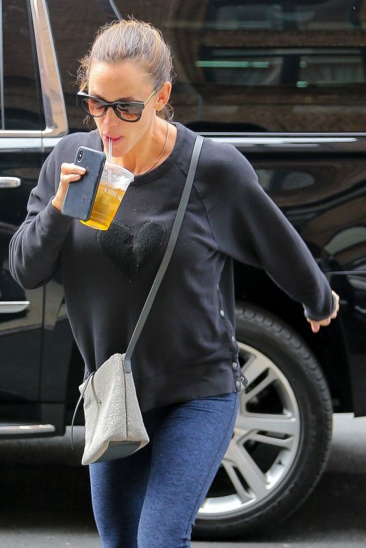 JENNIFER GARNER Out for Tea in New York 04/12/2018
