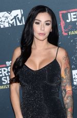 JENNIFER JWOWW FARLEY at Jersey Shore Family Vacation Premiere in New York 04/04/2018