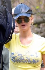 JENNIFER LAWRENCE Out and About in New York 04/13/2018