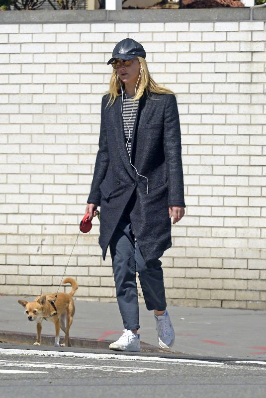 JENNIFER LAWRENCE Out with Her Dog in New York 04/01/2018