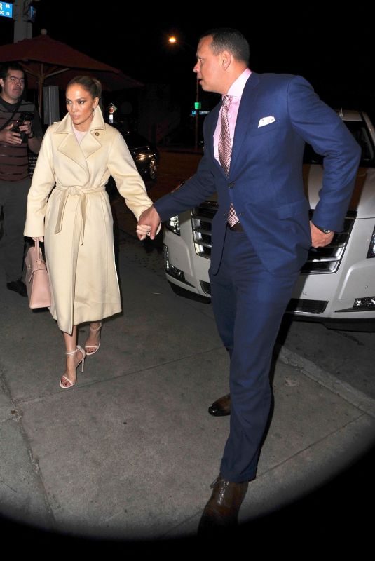 JENNIFER LOPEZ and Alex Rodriguez Out for Dinner at Craig’s in West Hollywood 04/01/2018