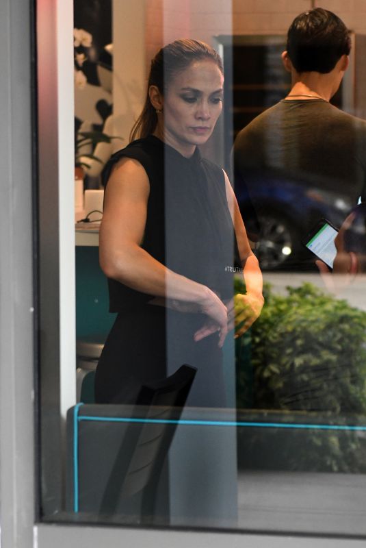 JENNIFER LOPEZ at Trufusion Fitness Center in Miami 04/10/2018