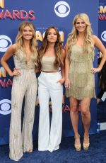 JENNIFER WAYNE, NAOMI COOKE and HANNAH MULHOLLAND at 2018 ACM Awards in Las Vegas 04/15/2018