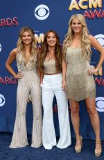 JENNIFER WAYNE, NAOMI COOKE and HANNAH MULHOLLAND at 2018 ACM Awards in Las Vegas 04/15/2018